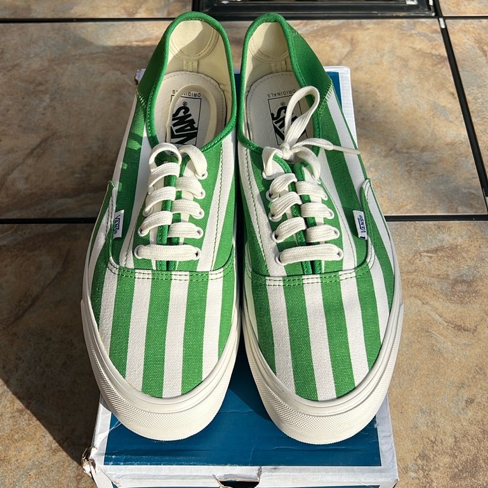 DS Men’s Vans Vault OG Style 43 LX in size 12